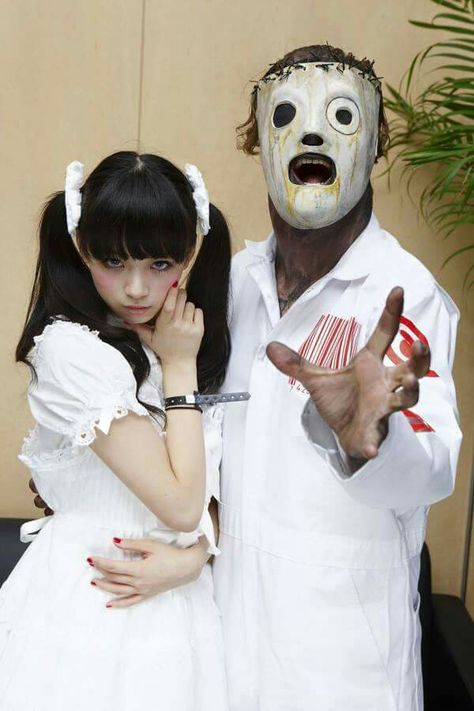 Babymetal with Slipknot Arte Heavy Metal, Slipknot Corey Taylor, All Hope Is Gone, Slipknot Band, Corey Taylor, Heavy Metal Music, Slipknot, Metal Music