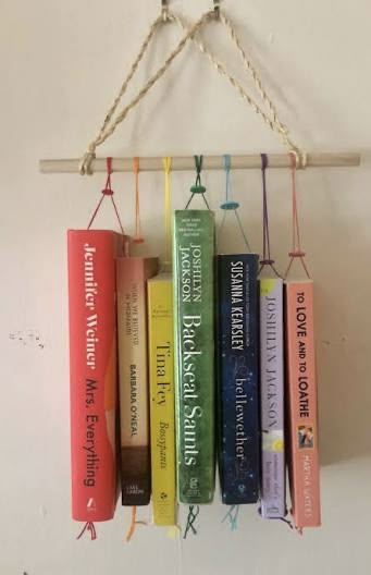 Shelves Made From Books, Hanging Bookshelf Diy, Unique Ways To Store Books, How To Store Books Without Bookshelf, String Bookshelf, Diy Book Display, Hanging Books, Hanging Book Shelf, Ways To Display Books