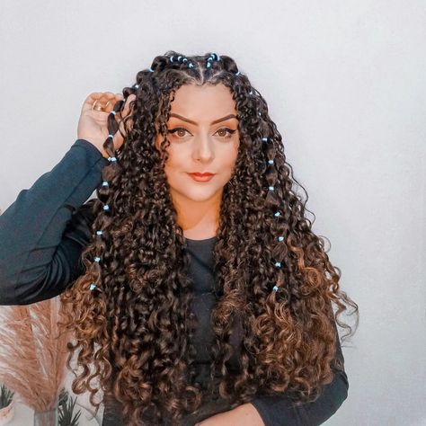 Fall Hair - Gemini Aesthetic Hairstyles For Medium Length Hair - Cute Hairstyle Ideas Cochella Hair, Hair Doctor, Mixed Curly Hair, Extension Hair, Cute Box Braids Hairstyles, Hairdos For Curly Hair, Teen Hairstyles, Curly Hair Tips, Braids For Long Hair