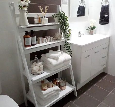 Genius Bathroom Organization Ideas to Keep You Clutter Free - HubPages Bathroom Ladder Shelf, Aesthetic Work Desk, Ladder Shelf Decor, Room Inspo Aesthetic, Bathroom Organization Ideas, Bathroom Ladder, Baddie Apartment Ideas, Baddie Apartment, Bathroom Organizers