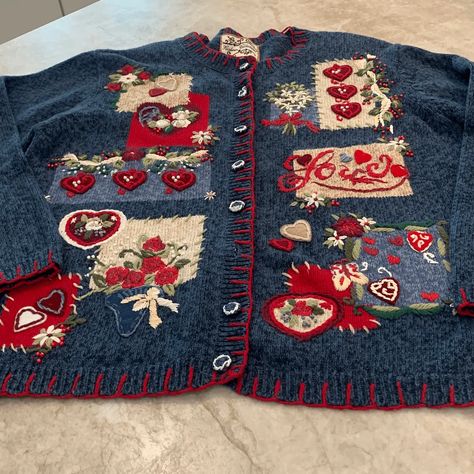 Vintage Grandma’s Heart Cardigan Sweater | eBay Blue Fall Sweater, Autumn Patchwork Cardigan, Vintage Christmas Sweater Outfit, Grandmacore Clothes, Grandma Cardigan Outfit, Grandma Accessories, Grandma Clothes Aesthetic, Grandma Chic Fashion, Vintage Cardigan Outfit