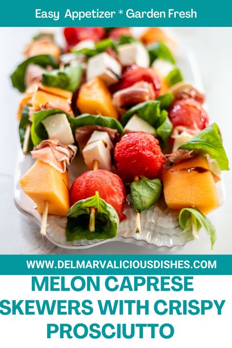 Melon Caprese Skewers with Crispy Prosciutto are a quick appetizer made with fresh fruit and basil. These mini kabob appetizers look fancy but are quite simple to make! Kabob Appetizers, Melon And Proscuitto, Prosciutto Melon, Quick Appetizer, Happy Hour Food, Crispy Prosciutto, Skewer Appetizers, Caprese Skewers, Mini Appetizers