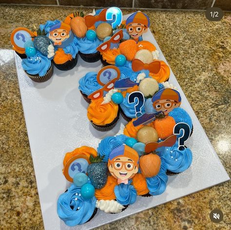 Blippi Number Cake, Blippi Birthday Cupcakes, Blippi Cupcake Ideas, Blippi Cookies, Bluey Toppers, Blippi Party Ideas, Blippi Birthday Cake, Birthday Cupcakes Boy, Cupcake Cake Designs