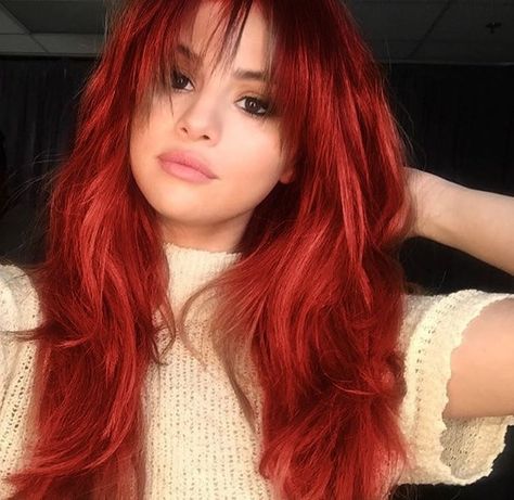 Selena Gomez red hair Selena Gomez red head Selena Gomez 2019 Selena Gomez 2019, Different Hair Colors, Marie Gomez, Red Head, Latest Video, Selena Gomez, Redheads, Dyed Hair, Red Hair