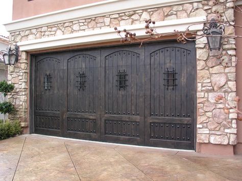 wood garage doors Custom Wood Garage Doors, Casa Garage, Wooden Garage Doors, Custom Garage Doors, Wood Garage, Garage Door Types, Garage Door Styles, Garage Door Springs, Custom Wood Doors