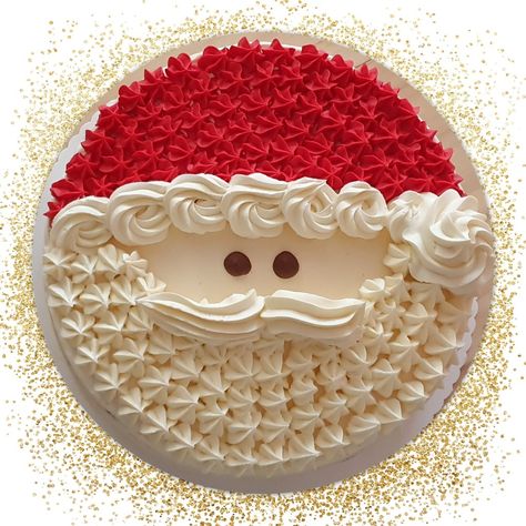 Santa Claus Cake Ideas, Crismas Cakes Ideas, Simple Christmas Cake Decorations, Simple Christmas Cakes, Love Cake Recipe, Christmas Cupcake Cake, Christmas Cupcakes Recipes, Santa Cake, Christmas Cakes Easy