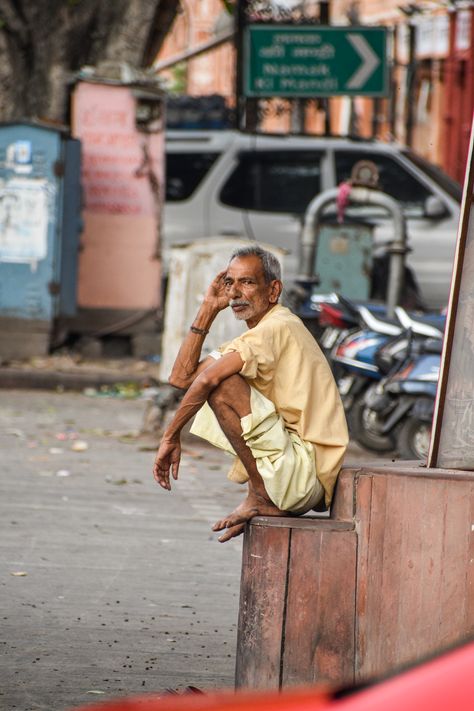 #streetphotography #photography #street #bnw #photooftheday #ig #photo #travelphotography #streetstyle #photographer #streetart #travel #urbanphotography #art #streets #blackandwhite #instagood #picoftheday #life #instagram #streetphotographer #architecture #city #streetphoto #portrait #bw #india #canon #blackandwhitephotography #nature India Street Photography, Indian Street Photography, Random Poses, India Street, Human Body Drawing, Architecture City, Animal Anatomy, Photography Street, Figure Study