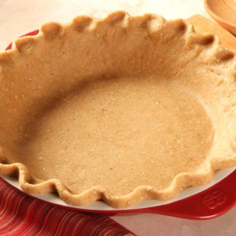 Wheat Pie Crust, Pie Crust Dessert, Whole Wheat Pie Crust, Homemade Pie Crust Recipe, Homemade Pie Crusts, Pie Crust Recipes, Favorite Pie, Pumpkin Pie Filling, Homemade Pie