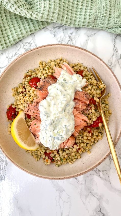 Dinner Tonight: Buttery Roasted Salmon With Garlicky Tomatoes And Herbed Giant Cous Cous - Desert Island Dishes Salmon Couscous, Giant Couscous, Bakery Foods, Healthy Inspiration, Couscous Recipes, Cous Cous, Roasted Salmon, Fool Proof Recipes, Desert Island