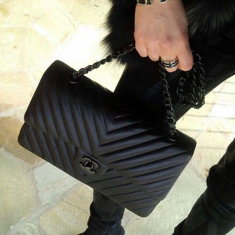 So Black Chevron Flap Bag Chanel So Black, High Platform Shoes, Chanel Chevron, Wearing All Black, Chanel Shoulder Bag, Still In Love, All Black Everything, Pretty Bags, May 7