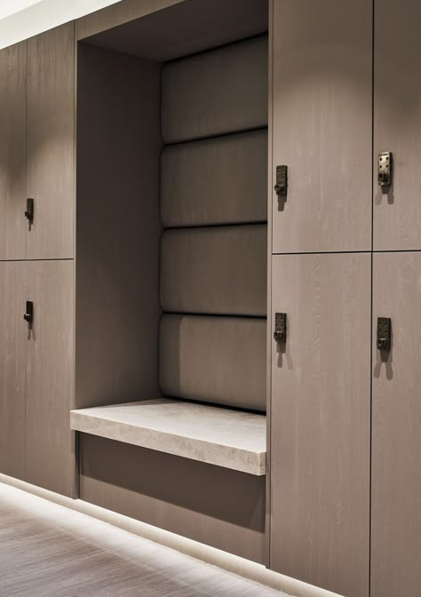 Personal Training Studio Design, Public Shower, Wooden Lockers, Gym Design Interior, Locker Designs, Luxury Gym, Office Lockers, Gym Lockers, Gym At Home