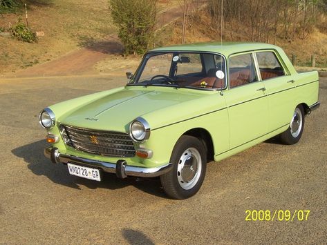 Peugeot 404 9001 SEDAN Peugeot France, Peugeot 404, Auto Retro, Euro Cars, Classic Mercedes, Buy Car, Old Classic Cars, Nice Cars, Latest Cars