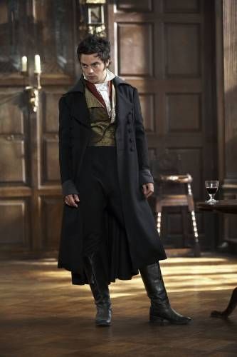 Dominic Cooper as Willoughby | Sense and Sensibility (2008) Sense And Sensibility 2008, Jane Austen Movies, Dominic Cooper, Regency Era Fashion, Sense And Sensibility, Jane Austin, Regency Romance, Jane Austen Books, Regency Fashion