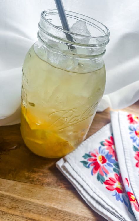 The Midwestern Trick for the Fastest & Best-Ever Homemade Lemonade Midwestern Summer, Lemon Shake Up, Homemade Lemonade, Summer Drink, Game Food, Sweet Tarts, Summer Drinks, If You Love, Workout Food