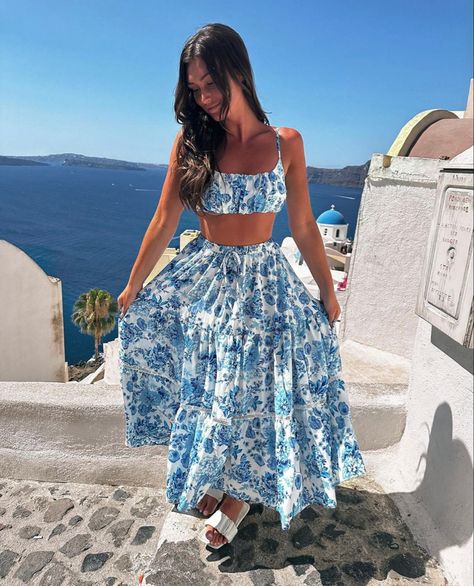 Crete Greece Aesthetic Outfits, Greece Swimsuit, Summer Island Outfits, Greece Summer Outfits, Beachy Fits, Greece Fits, Greece Vacation Outfit, Summer Europe Outfits, Santorini Outfit