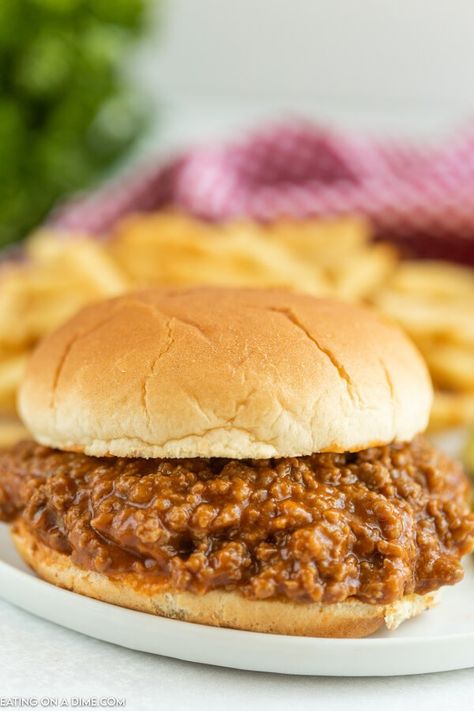 Instant pot sloppy joes recipe is so quick and easy! The flavor is amazing and dinner comes together so fast! Try Sloppy Joes Pressure cooker recipe for a yummy dinner idea. The entire family will love this Easy sloppy joes instant pot recipe! Instant Pot Sloppy Joes, Leftover Sloppy Joes, Easy Sloppy Joes, Cheesy Sloppy Joes, Sloppy Joes Easy, Pressure Cooker Recipe, Instant Pot Recipe, Winter Cooking, Sloppy Joes Recipe