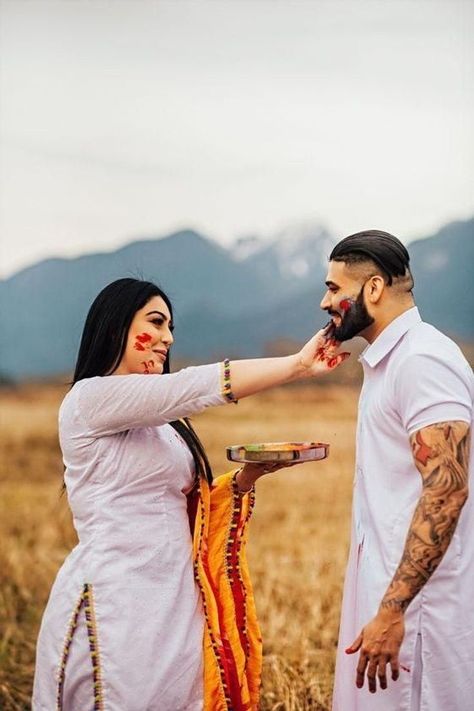 Let us deep dive and understand the quintessence of Holi and ethos jotted with its glory in India and the world. Save these cute couple images now! Holi Couple Photography, Holi Couple, Happy Holi Photo, Holi Pictures, Happy Holi Images, Beautiful Relationship, Holi Photo, Holi Images, Cute Birthday Pictures