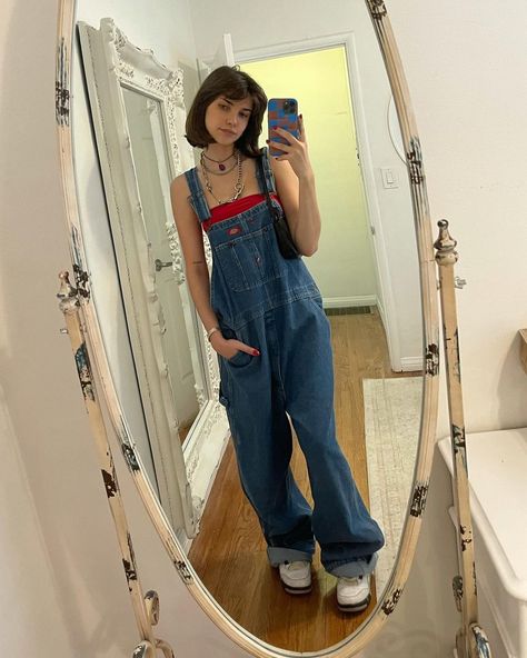 Dungaree Outfit Ideas, Overalls Outfit Aesthetic, Summer Outfits Alt, Summer Outfits Amazon, Summer Outfits Aesthetic Vintage, Amazon Summer Outfits, Denim Overalls Outfit, Alt Summer, Outfits Alt