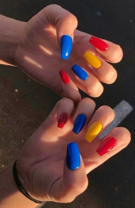 Aesthetic Acrylic Nails, Acrylic Aesthetic, Multicolored Nails, Edgy Nails, Grunge Nails, Simple Acrylic Nails, Fall Acrylic Nails, Acrylic Nails Coffin Short, Summer Acrylic Nails