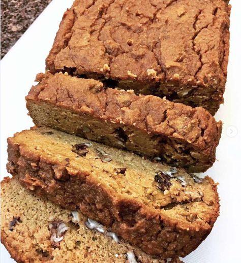 Pumpkin Bread With Almond Flour, Bread With Almond Flour, Keto Pumpkin Bread, Pumpkin Bread Recipe Healthy, Paleo Pumpkin Bread, Best Low Carb Bread, Healthy Pumpkin Bread, Baking With Almond Flour, Keto Pumpkin