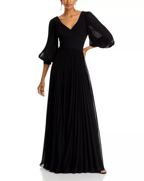 Teri Jon by Rickie Freeman - Chiffon Pleated V Neck Gown V Neck Gown, Pleated Gown, Teri Jon, Black White Wedding, Casual Dress Shoes, Evening Gowns Formal, Spring Trends, Formal Evening Dresses, Formal Gowns