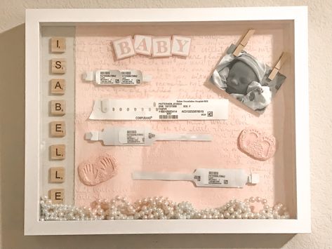 Baby Girl Keepsake Ideas, 1st Birthday Shadow Box Ideas, Newborn Frame Ideas, Shadow Box Baby Girl, Baby Shadow Box Girl, Newborn Shadow Box Ideas, Newborn Keepsake Ideas, Baby Shadow Box Ideas, Newborn Frame