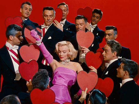 One Iconic Look: Marilyn Monroe's Pink "Diamonds Are a Girl's Best Friend" Gown in "Gentlemen Prefer Blondes" (1953) | Tom + Lorenzo Marilyn Monroe Diamonds, Gentlemen Prefer Blondes, Regina George, Richard Gere, My Funny Valentine, The New Wave, Norma Jeane, Arte Inspo, Poses References