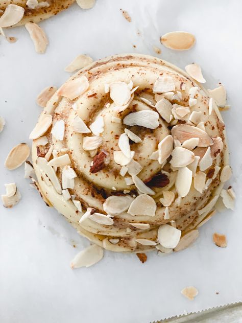 Almond Cream Brioche Buns Almond Filling, Brioche Dough, Almond Croissant, Almond Powder, Almond Flavor, Almond Cream, Brioche Buns, Sweet Roll, Instant Yeast