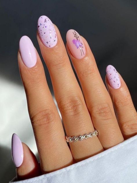 Top Purple Spring Nail Trends 2024: Cute Acrylics to Light Pastels Purple Nails Ideas, Light Purple Nails, Pastel Nails Designs, Lilac Nails, Spring Nail Trends, Purple Nail Designs, Lavender Nails, Purple Nail, Bride Nails