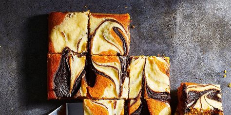 Marbled Pumpkin-Chocolate Cream Cheese Bars | Better Homes & Gardens Coconut Caramel Cookies, Traditional Cheesecake, Cheese Bars, Cream Cheese Bars, Cheese Bar, Pumpkin Pie Bars, Dessert Bar Recipe, Pumpkin Bars, Chocolate Cheese