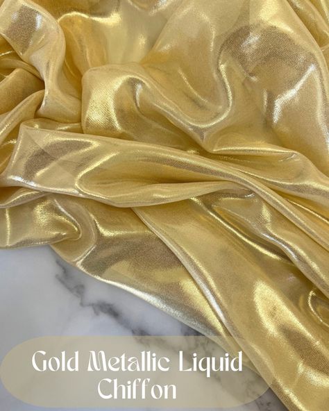 Liquid Chiffon Dress, Metallic Fabric Texture, Fabrics Texture, Clothing Fabric Patterns, Metallic Liquid, Cotton Dress Fabric, Sparkle Prom Dress, Fabric Board, Indian Bridal Sarees