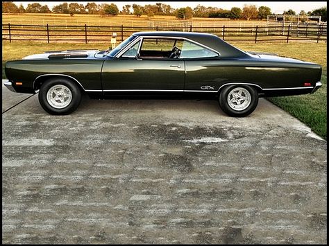 1969 Plymouth GTX 440 CI 1969 Plymouth Gtx, Plymouth Muscle Cars, Plymouth Cars, Aussie Muscle Cars, Plymouth Gtx, Mopar Cars, Mopar Muscle Cars, Vintage Muscle Cars, Vintage Muscle