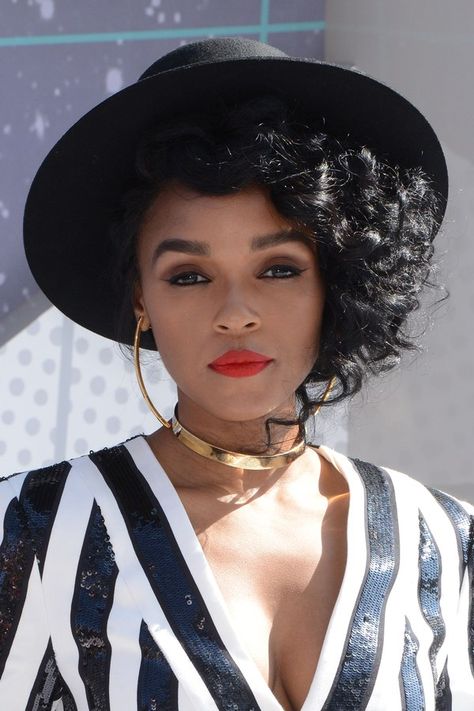 Janelle Monáe Michael Robinson, True Roots, Janelle Monae, Red Carpet Beauty, Curl Defining Cream, Janelle Monáe, Bet Awards, Air Dry Hair, Wardrobe Inspiration