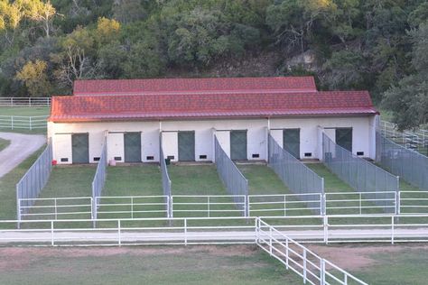 Horse pens Horse Stall Dog Kennel, Shop With Dog Kennel, Large Dog Pens Outside, Run In Shed For Horses, Horse Run In Shelter With Tack Room, Dog Kennel And Run, Building A Dog Kennel, Luxury Horse Barns, Dog Boarding Facility