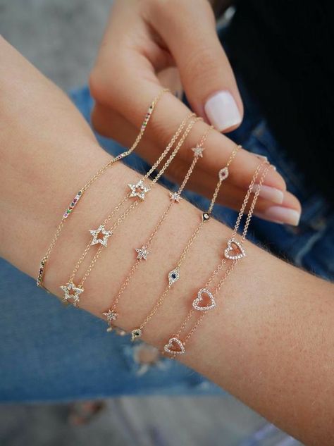 For stylin' pins follow me @fashionably chic💕 Shiny Bracelets, نظارات شمسية, Gold Bracelet For Women, Protection Bracelet, Diamond Star, Cute Bracelets, Girly Jewelry, Stylish Jewelry, Diamond Bracelets