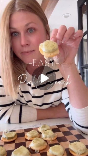 Ashlee Keene | DIY & Design | Where has this been all my life. 😩 and why am I just now hearing about it?! It’s so simple and perfect whether you eat it right out of the... | Instagram Dill Pickle Seasoning, The Sassy Barn, Fast Appetizers Easy, Pickle Seasoning, Pickle Appetizers, Crackers Appetizers, Ritz Cracker Recipes, Dill Pickle Chips, Havarti Cheese