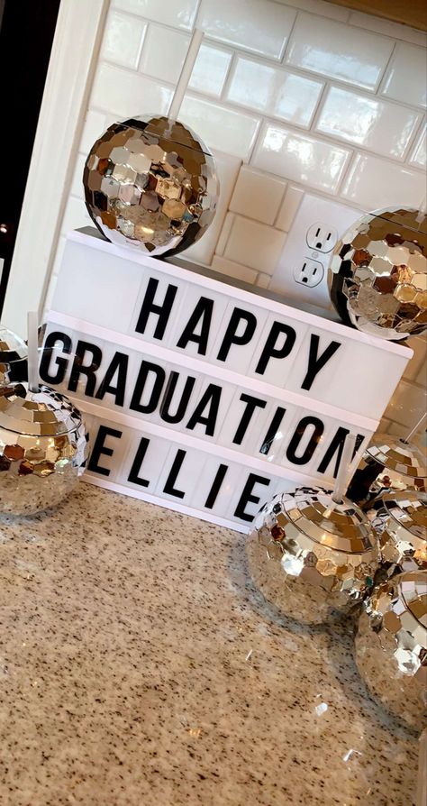 Cute disco ball cups for guests Last Disco Graduation Party, Disco Ball Graduation Party, Disco Grad Party, Disco Party Centerpiece Ideas, Disco Graduation Party, Disco Centerpieces, Disco Ball Cups, Grad Party Centerpieces, Mexican Graduation