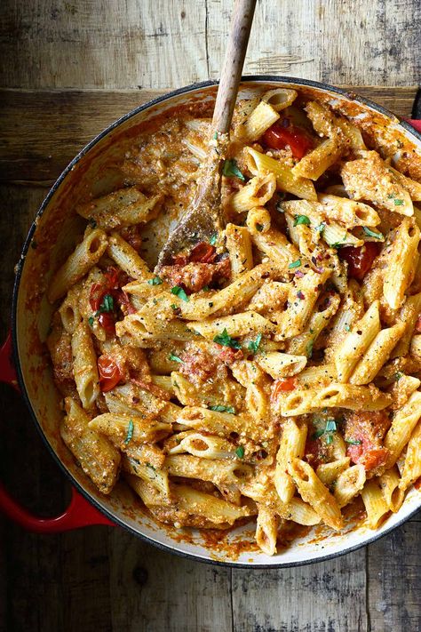 Fresh Tomato Pasta Recipes, Pasta With Ricotta Cheese, Tomato Ricotta Pasta, Diviticulitis Diet, Comfort Pasta Dishes, Cajun Chicken Pasta Recipes, Fresh Tomato Pasta, Comfort Pasta, Vegetarian Mains