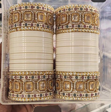 White Chooda Designs, White Chooda, Sister Mehndi, Chooda Designs, Bridal Chooda, Desi Jewellery, Pink Bangles, Indian Bracelets, Jewelry Room