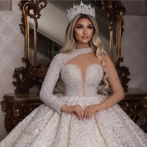 Big Gowns For Women, Turkish Wedding Dress, ليلي كولينز, Trending Wedding Dresses, Arabic Wedding Dresses, Queen Wedding Dress, Extravagant Wedding Dresses, Satin Mermaid Wedding Dress, Glam Wedding Dress