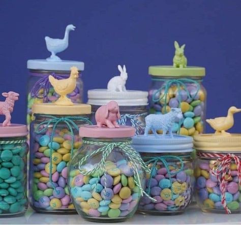 Jar Toppers, Easter Mason Jars, Handmade Things, Mason Jar Crafts Diy, Jar Diy, Spring Easter Decor, Diy Easter, Mason Jar Diy, Mason Jar Crafts