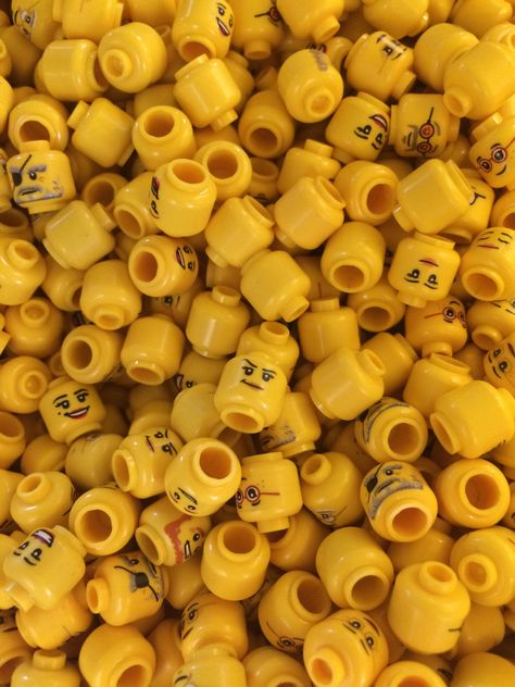 Lego Aesthetic Wallpaper, Lego Aesthetic, Lego Faces, Lego Hobby, Lego Wallpaper, Lego Head, Lego People, One Piece Tattoos, Friends Aesthetic