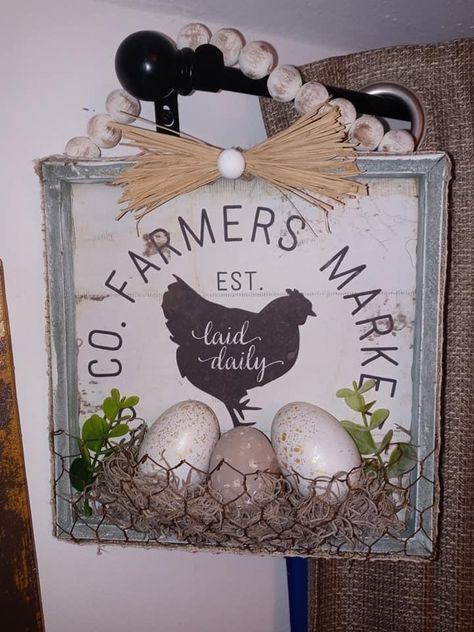 Crafts With Chicken Wire, Dollar Tree Farmhouse Crafts, Farmhouse Chicken Decor, Framed Chicken Wire Decor, Vintage Chicken Crate Ideas, Picture Frames With Chicken Wire Ideas, Diy Chicken Coop Decor Wood Signs, Chicken Coop Wreaths & Garlands, Chicken Wire Crafts