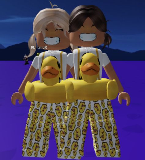 Roblox Bff Profile Pictures, Bff Matching Outfits, Hello Kitty Videos, Bff Matching, Best Friend Match, Cute Tumblr Wallpaper, Avatar World, Roblox Funny, Roblox Pictures