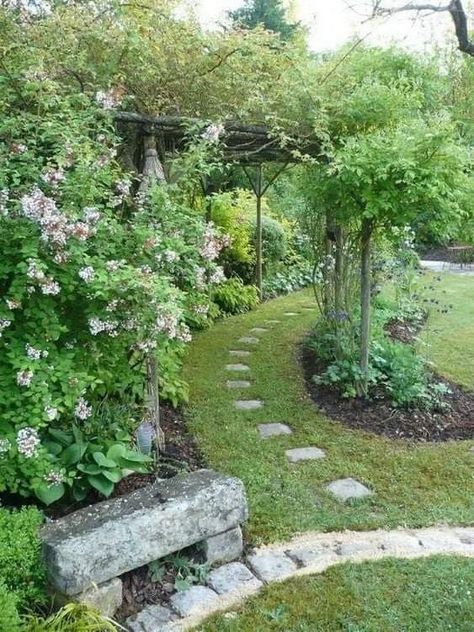 Small Cottage Garden Ideas, Cottage Garden Design, Landscaping Garden, Garden Design Ideas, Decoration Garden, Have Inspiration, Backyard Garden Design, Design Garden, Small Garden Design