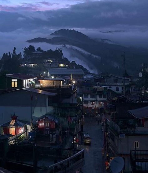 Darjeeling Night View, Indian Mountains, Urban Drawing, Vacation Map, Environment References, Pretty City, Mountains Aesthetic, Toronto Life, Dark Paradise