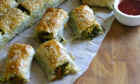 Pumpkin, spinach and feta rolls - something different for the lunch box. #eatittobeatit #cancercouncil Feta Rolls, Pumpkin And Feta, Halloween Fingerfood, Pumpkin Spinach, Cauliflowers, Vegetarian Sausages, Savoury Snacks, Sausage Rolls, Spinach And Feta