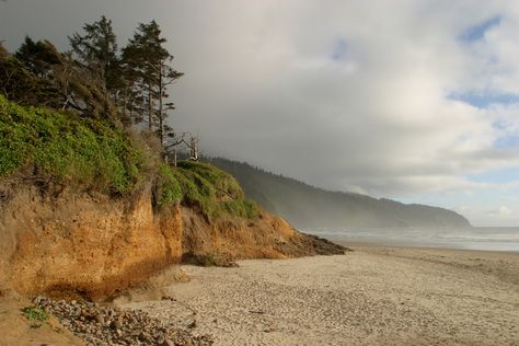 Camping Magazine, Hiking Day Pack, Oregon State Parks, Kailua Beach, Pacific Northwest Art, Vashon Island, Water Shoot, Pacific City, Camping Area