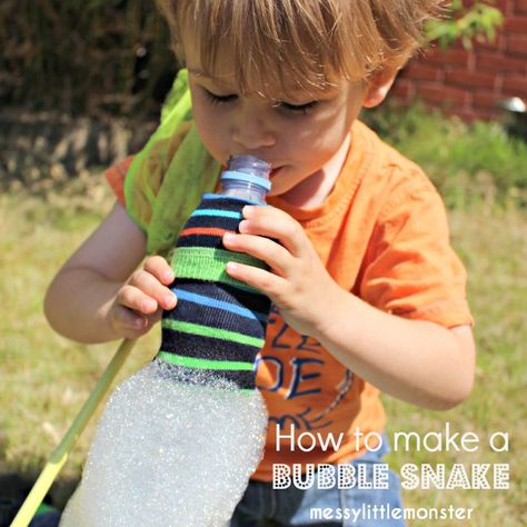 Bubble Snake, Bubble Play, Summer Activities For Toddlers, Summer Preschool Activities, Outdoor Activities For Toddlers, Outdoor Summer Activities, Fun Outdoor Activities, Outside Activities, Fun Summer Activities