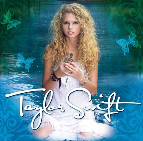 Taylor Swift First Album, Debut Aesthetic, Taylor Swift Debut Era, Taylor Swift Debut Album, Taylor Swift Cd, Debut Taylor Swift, Concert Taylor Swift, Taylor Swift 2006, Debut Taylor